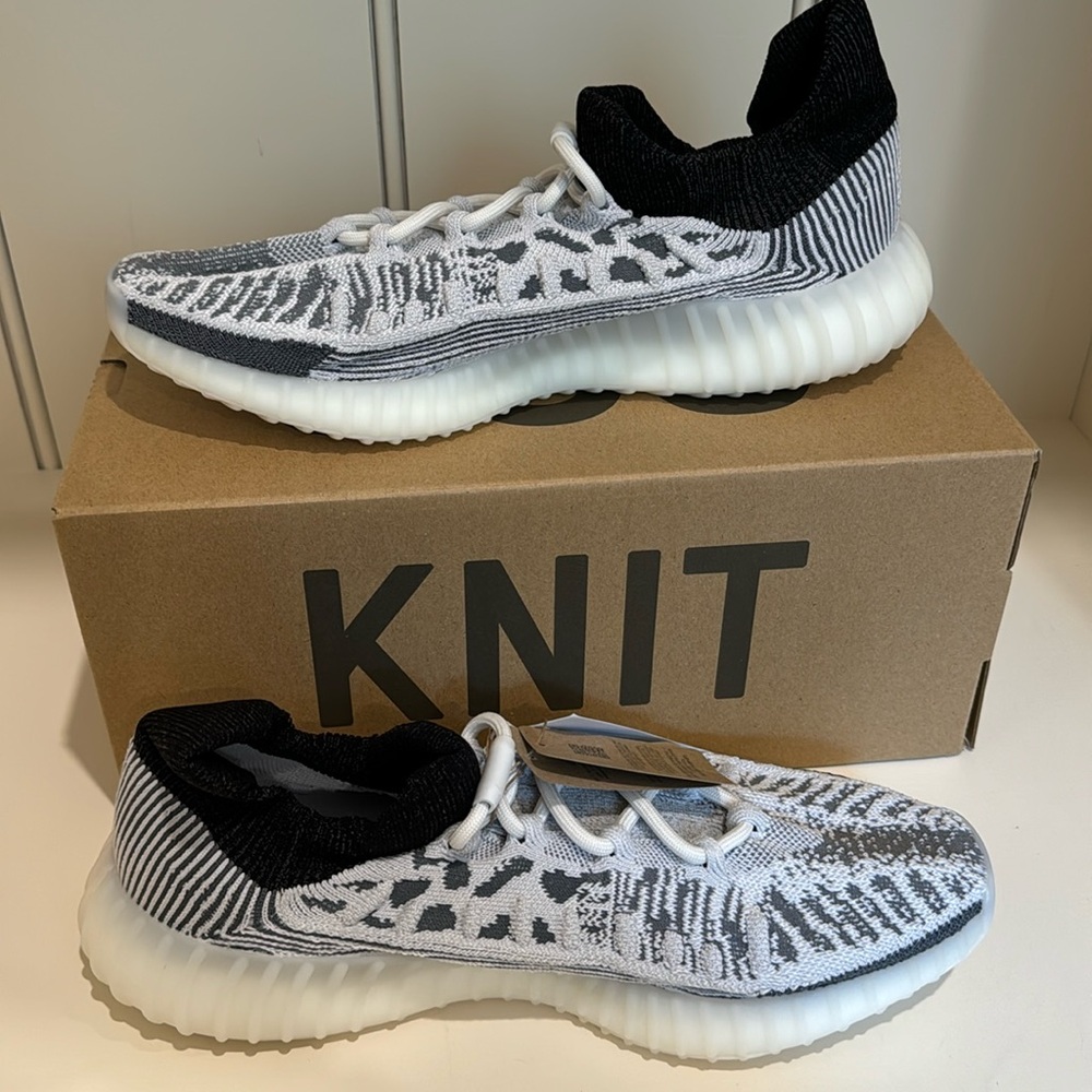 Adidas Yeezy Boost 350 V2 Slawhi